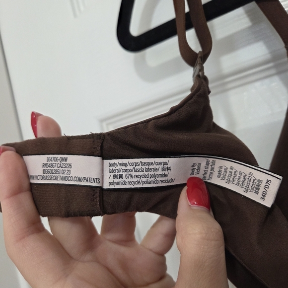 Victoria's Secret Body by Victoria Perfect Shape Ganache Smooth Bra Size 34D - Picture 9 of 11